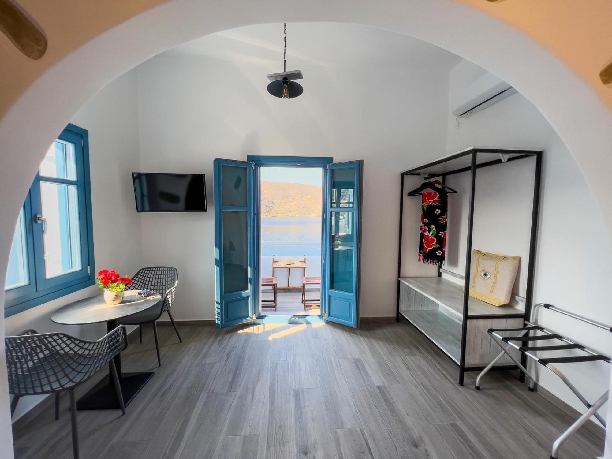Gialos Apartment